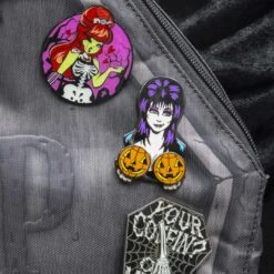 Elvira Spinning Pumpkins Enamel Pin -Creepy Wear World BEESP 4