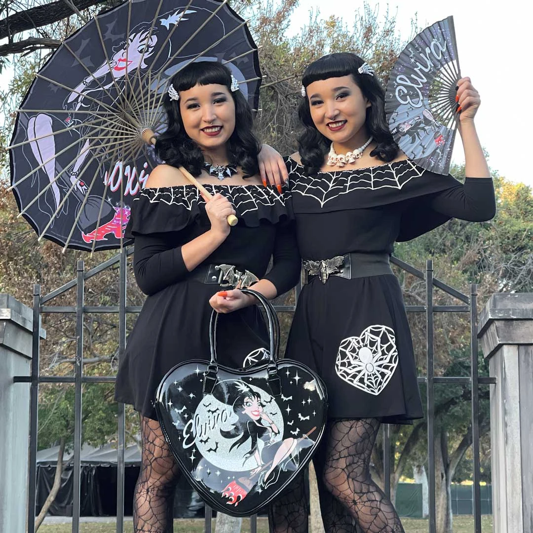 Elvira Bewitched Heart Bag 6 Elvira Bewitched Heart Bag - Image 6