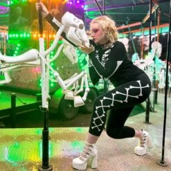 Crossbones Capri Leggings 10 Crossbones Capri Leggings -Creepy Wear World GCPCBW 5