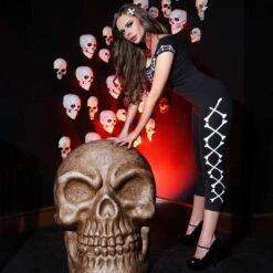 Crossbones Capri Leggings 11 Crossbones Capri Leggings -Creepy Wear World GCPCBW 6