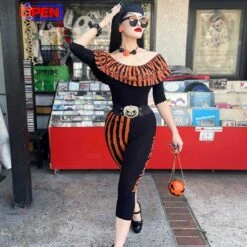 Trick Or Treat Stripe Capri Leggings -Creepy Wear World GCPTTS 3