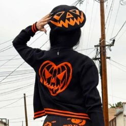 Trick Or Treat Pumpkin Black Beret -Creepy Wear World HBBTTPB 5 46fde222 59e8 4d39 9868 3d9cf1a5c434
