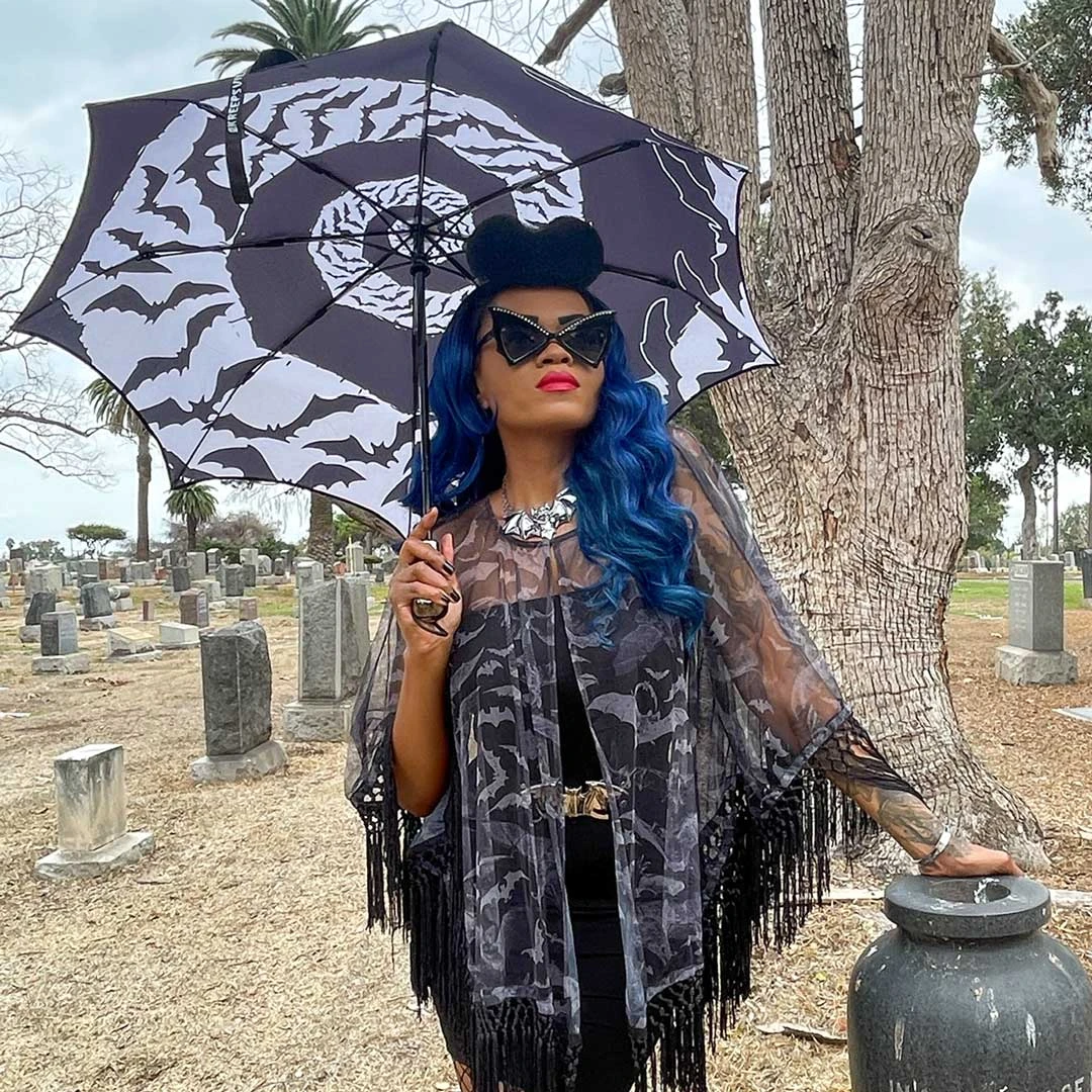 Skull Handle Bat Swirl Umbrella 4 Skull Handle Bat Swirl Umbrella - Image 4