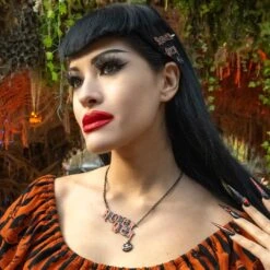 Halloween Queen Text Necklace -Creepy Wear World JNTHQ 5